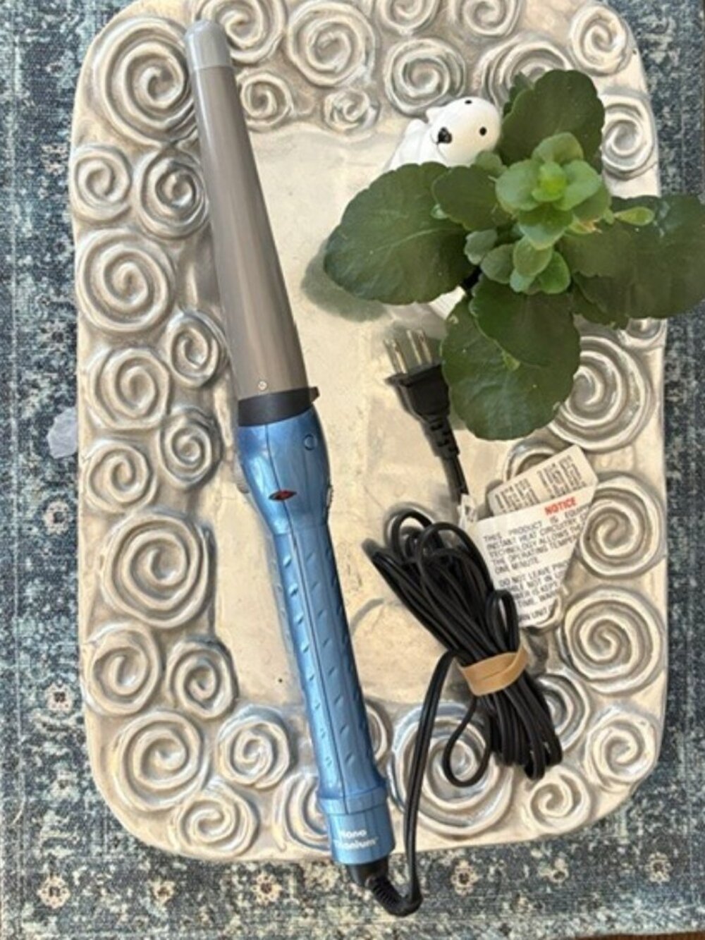 BaByliss PRO Nano Titanium Tapered Conical Curling Iron Wand Blue/Silver NWOT